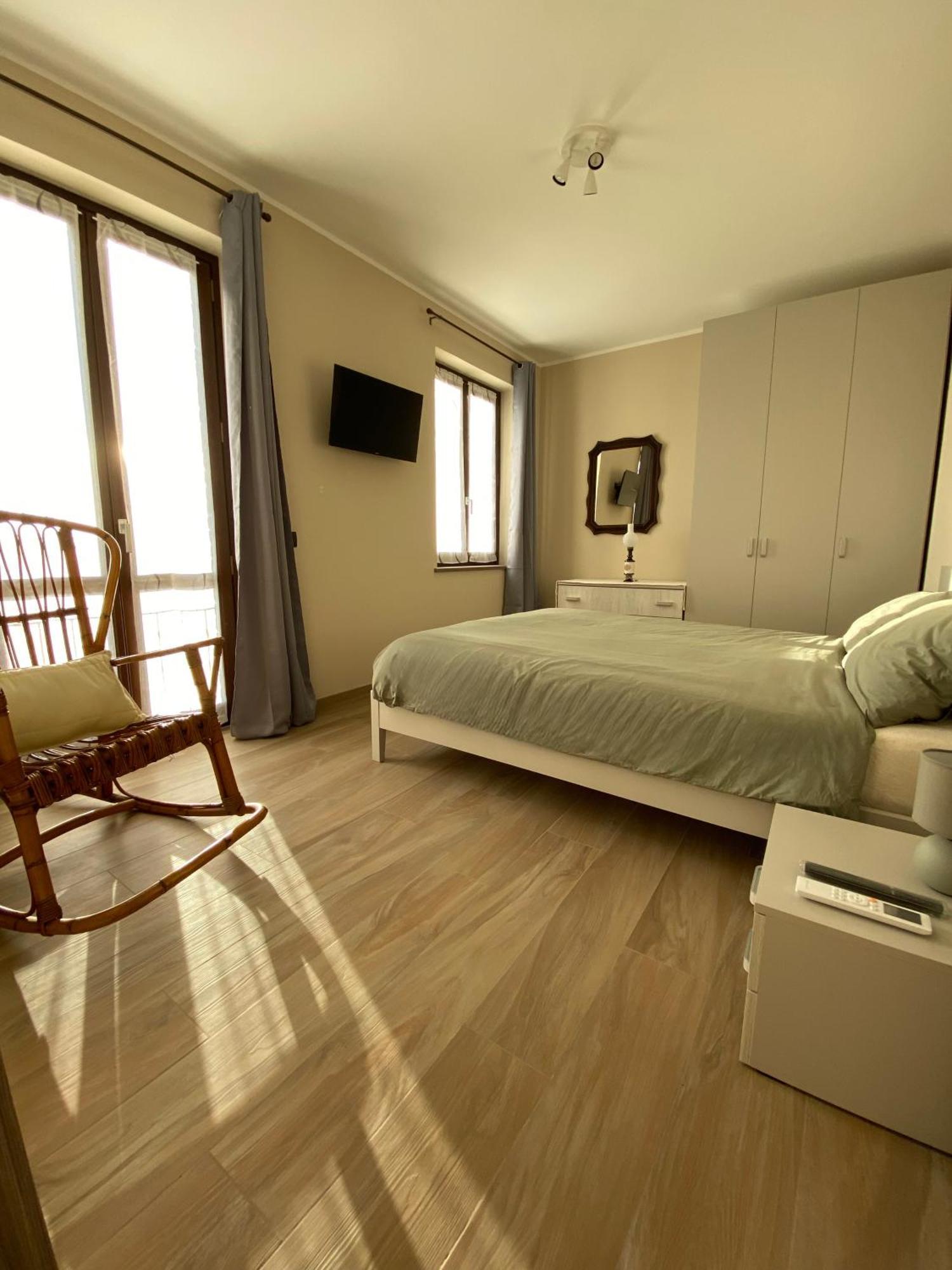 Casa Rubbo - Appartamento In Collina 'Monviso' 阿尔巴 外观 照片