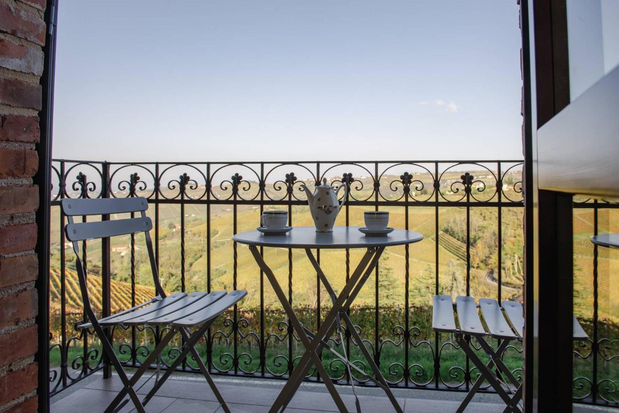 Casa Rubbo - Appartamento In Collina 'Monviso' 阿尔巴 外观 照片